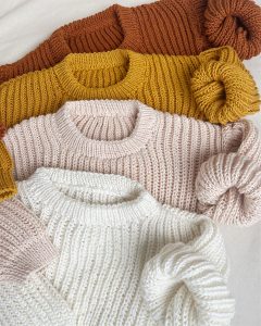 %50 pamuklu el örgüsü bebek kazağı